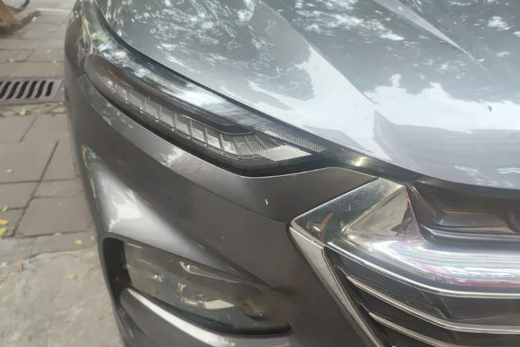 Used Wuling Victory 2020 1.5T CVT Flagship Edition Right Front Headlight