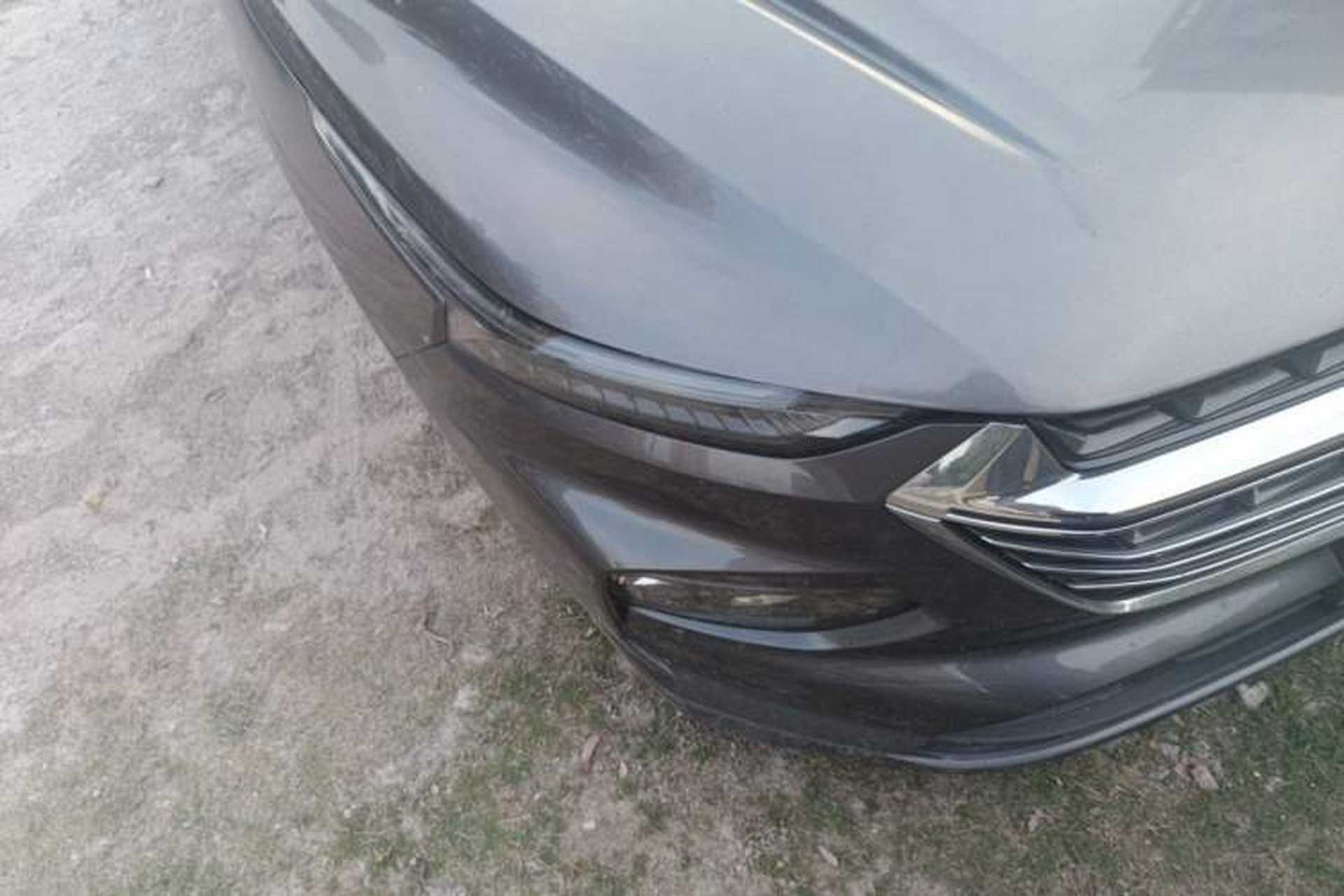 Used Wuling Victory 2020 1.5T CVT Flagship Edition Right Front Headlight
