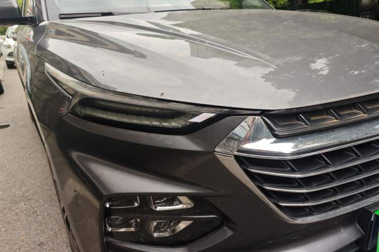 Used Wuling Victory 2020 1.5T CVT Flagship Edition Right Front Headlight