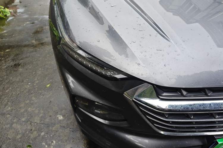 Used Wuling Victory 2020 1.5T CVT Flagship Edition Right Front Headlight