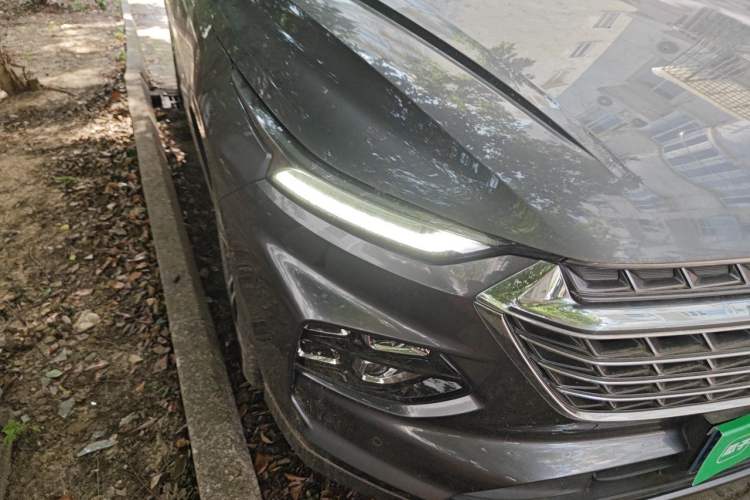 Used Wuling Victory 2020 1.5T CVT Flagship Edition Right Front Headlight