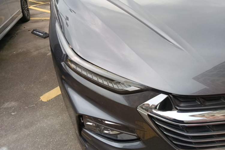 Used Wuling Victory 2020 1.5T CVT Flagship Edition Right Front Headlight