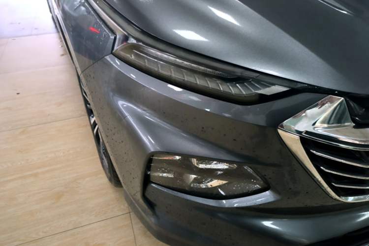 Used Wuling Victory 2020 1.5T CVT Flagship Edition Right Front Headlight
