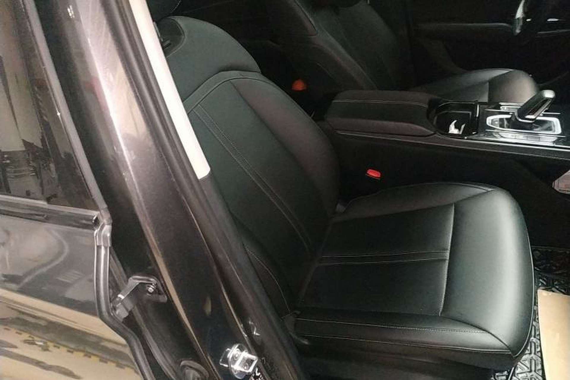 Used Wuling Victory 2020 1.5T CVT Flagship Edition Right Front Seat