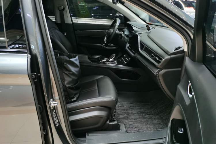 Used Wuling Victory 2020 1.5T CVT Flagship Edition Right Front Seat