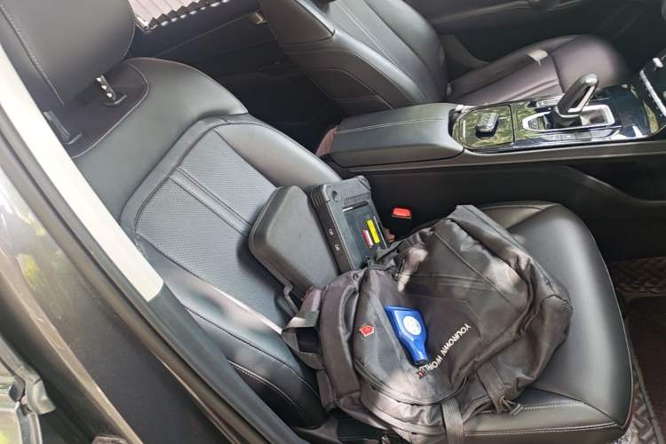 Used Wuling Victory 2020 1.5T CVT Flagship Edition Right Front Seat