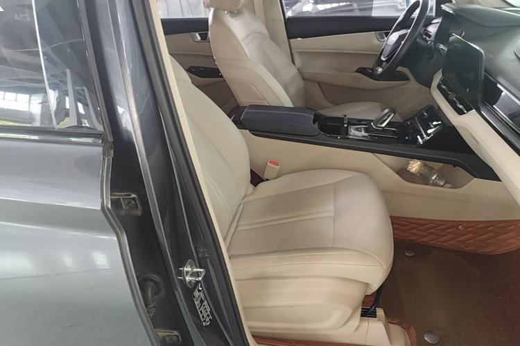 Used Wuling Victory 2020 1.5T CVT Flagship Edition Right Front Seat
