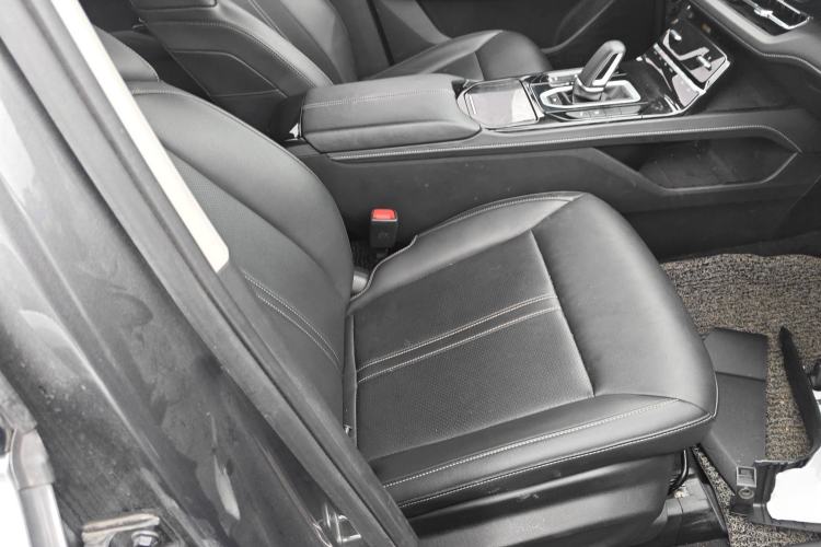 Used Wuling Victory 2020 1.5T CVT Flagship Edition Right Front Seat