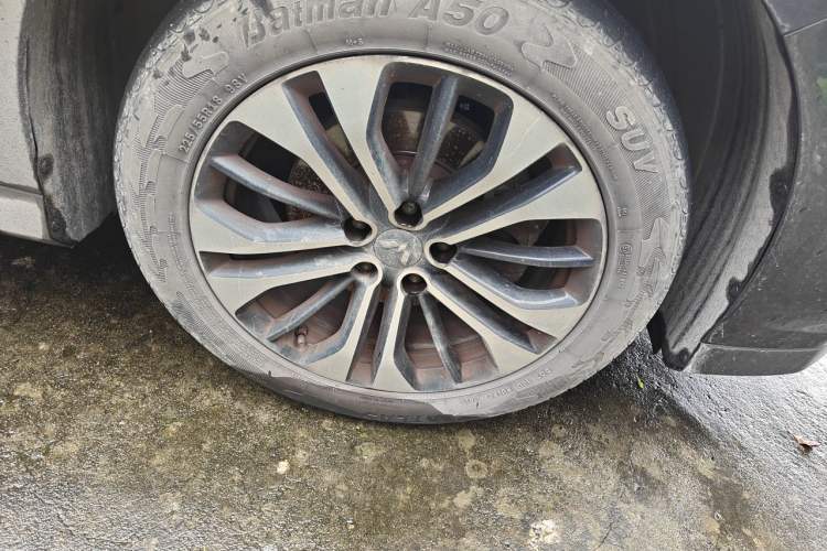 Used Wuling Victory 2020 1.5T CVT Flagship Edition Right Front Wheel Hub