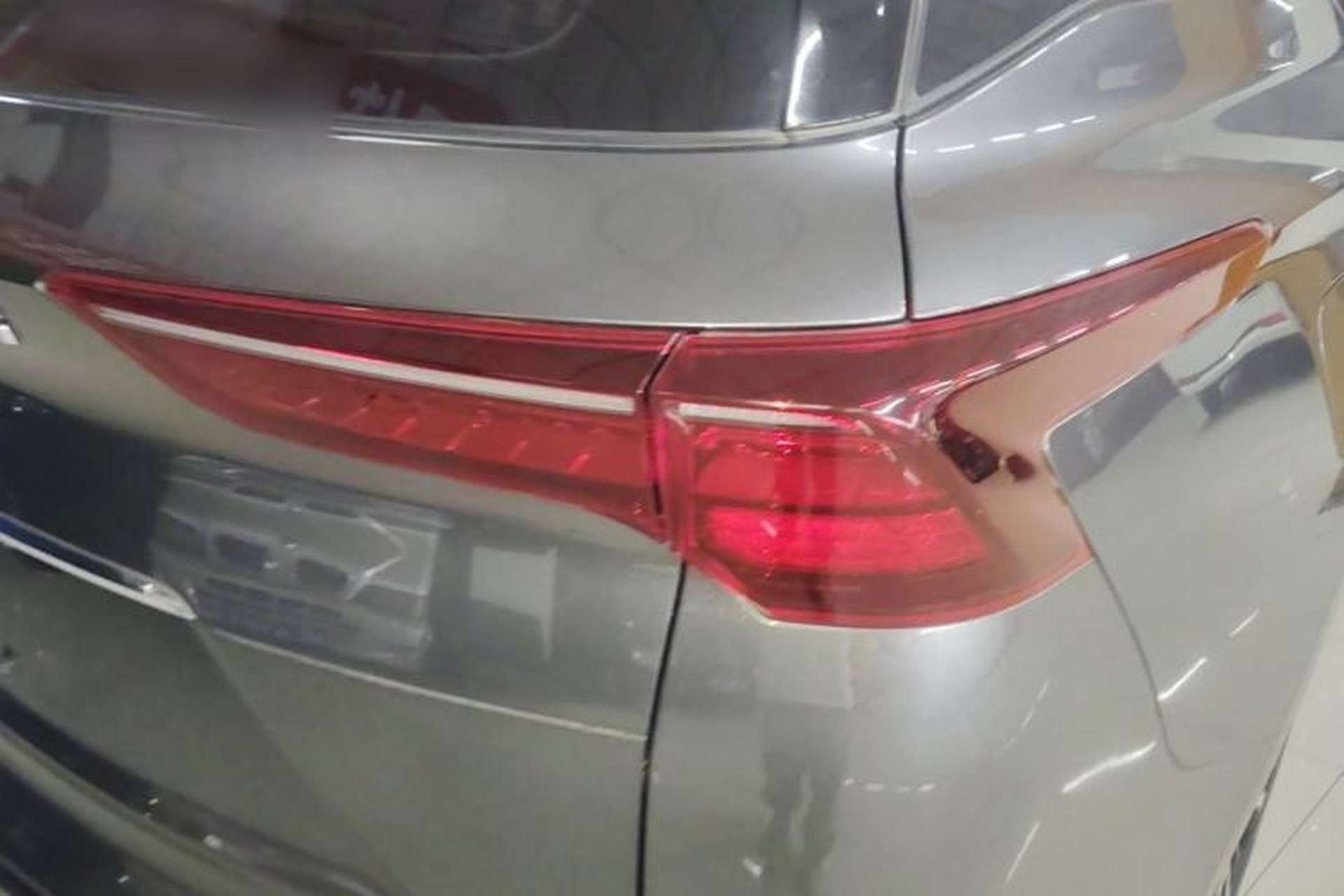 Used Wuling Victory 2020 1.5T CVT Flagship Edition Right Rear Taillight