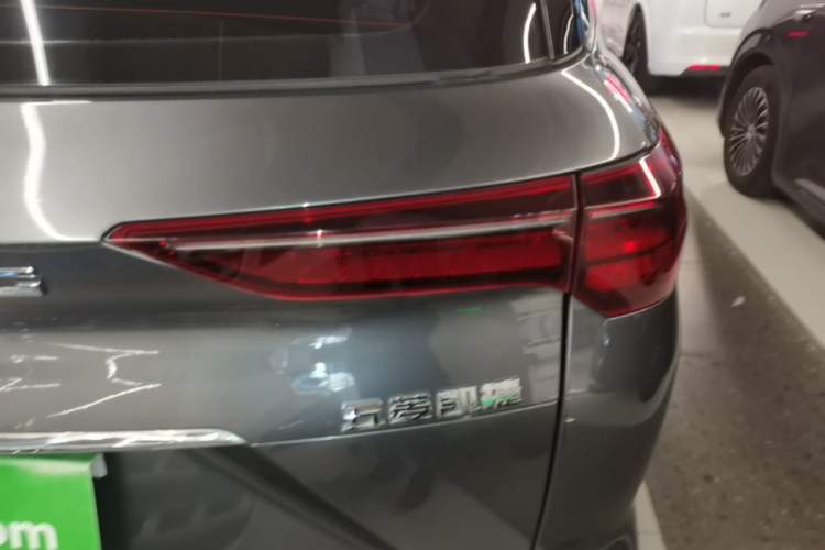 Used Wuling Victory 2020 1.5T CVT Flagship Edition Right Rear Taillight