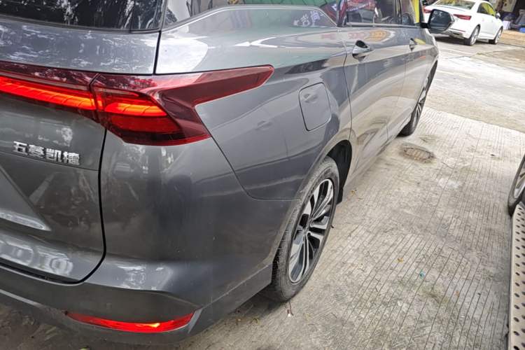 Used Wuling Victory 2020 1.5T CVT Flagship Edition Right Rear Taillight
