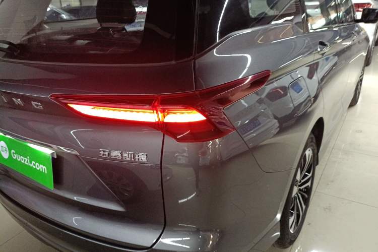 Used Wuling Victory 2020 1.5T CVT Flagship Edition Right Rear Taillight