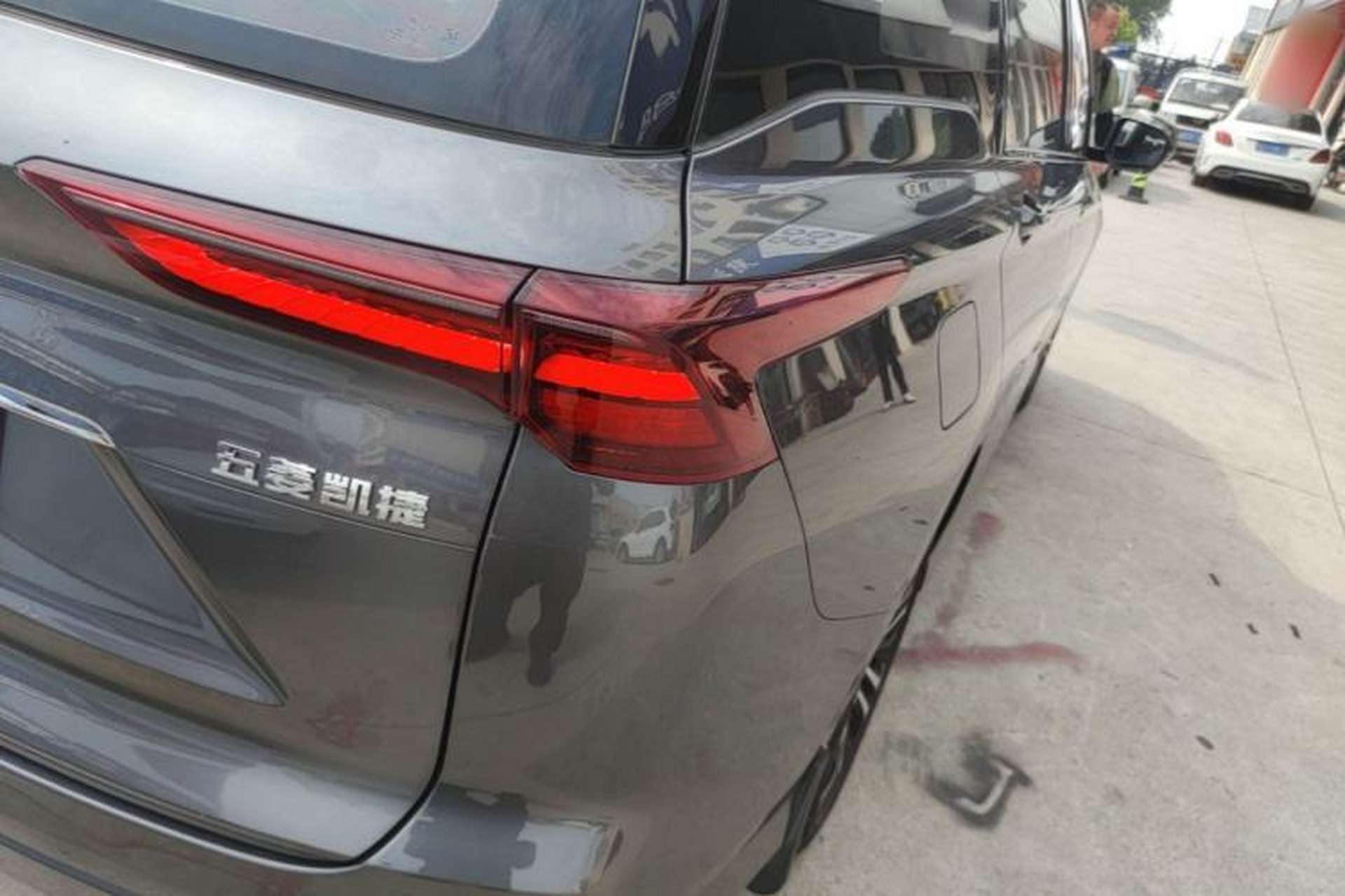 Used Wuling Victory 2020 1.5T CVT Flagship Edition Right Rear Taillight