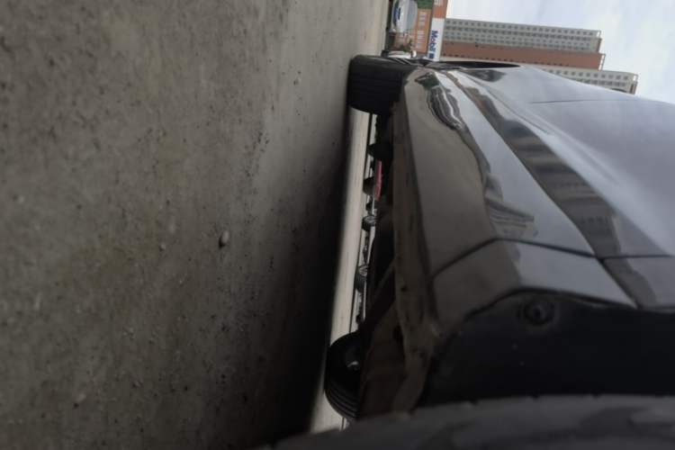Used Wuling Victory 2020 1.5T CVT Flagship Edition Right Side Sill