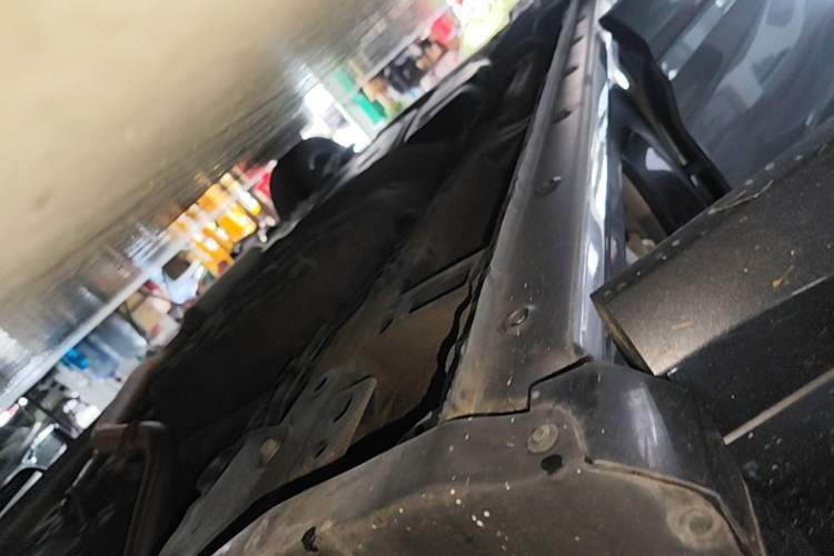 Used Wuling Victory 2020 1.5T CVT Flagship Edition Right Side Sill
