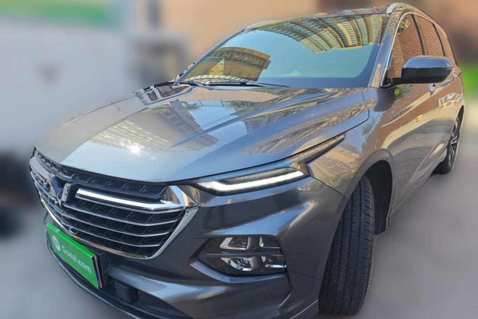 Фото Wuling с площадки