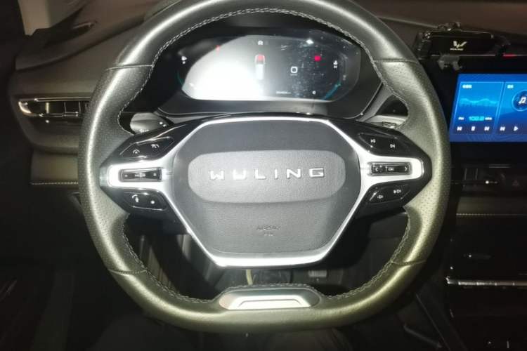Used Wuling Victory 2020 1.5T CVT Flagship Edition Steering Wheel