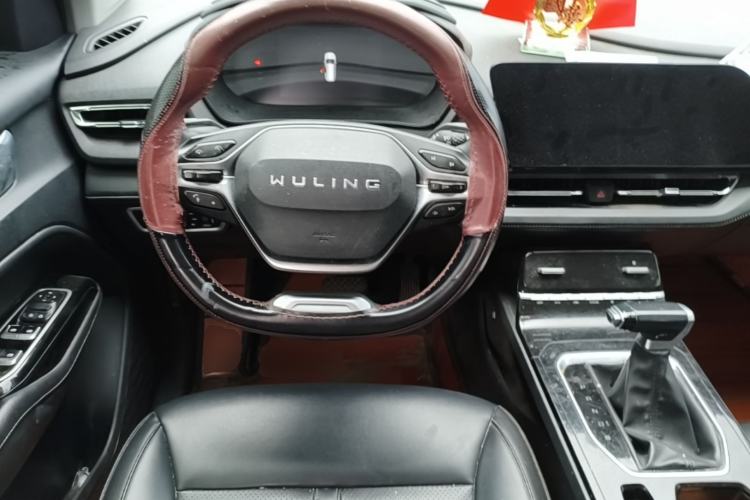 Used Wuling Victory 2020 1.5T CVT Luxury Model Steering Wheel
