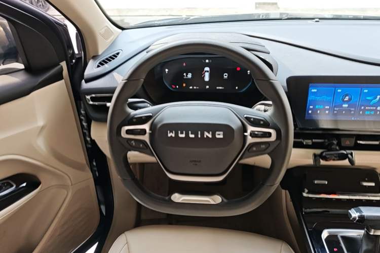 Used Wuling Victory 2020 1.5T CVT Luxury Model Steering Wheel