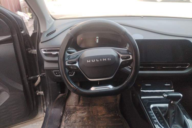 Used Wuling Victory 2020 1.5T CVT Luxury Model Steering Wheel