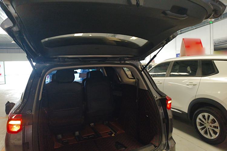 Used Wuling Victory 2020 1.5T CVT Elite Model Trunk