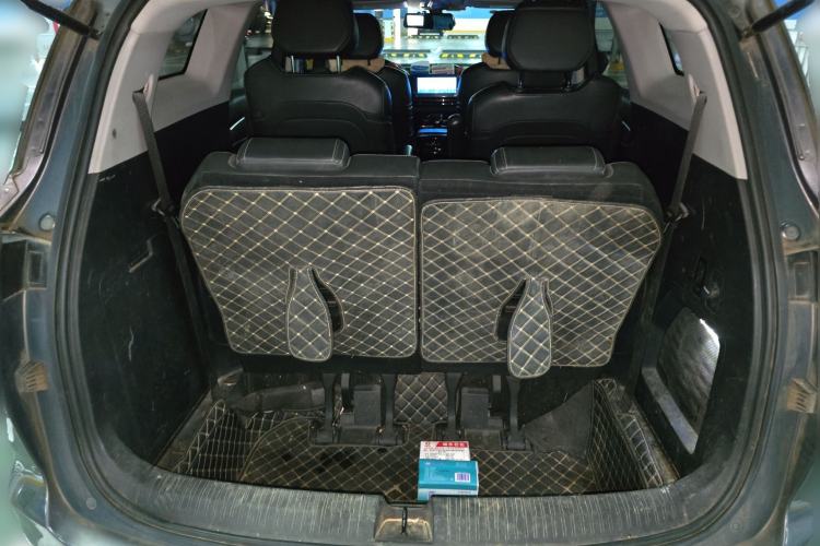 Used Wuling Victory 2020 1.5T CVT Luxury Model Trunk
