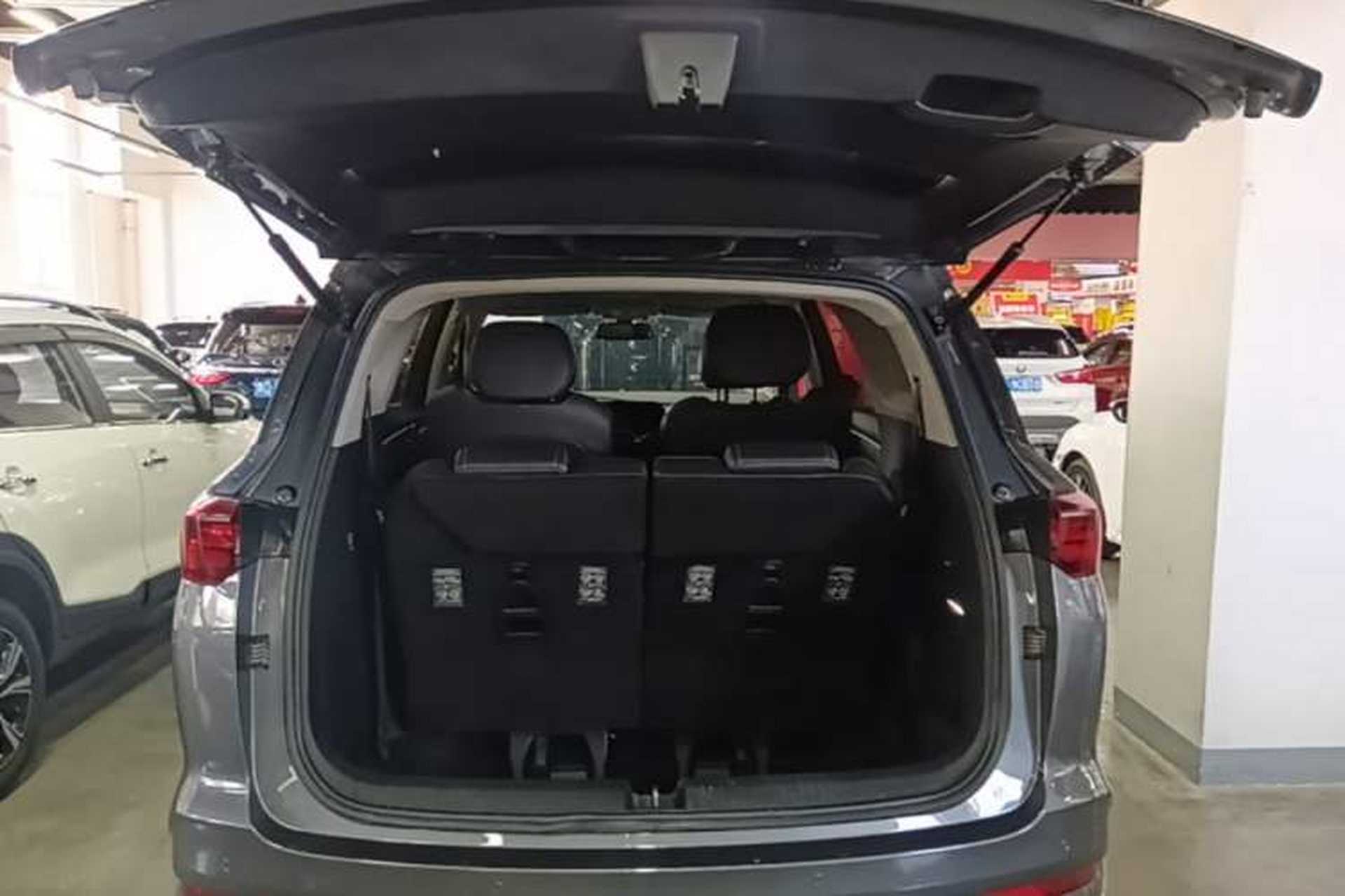 Used Wuling Victory 2020 1.5T CVT Flagship Edition Trunk