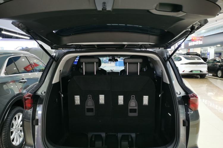 Used Wuling Victory 2020 1.5T CVT Flagship Edition Trunk