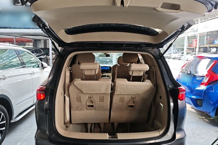 Used Wuling Victory 2020 1.5T CVT Luxury Model Trunk