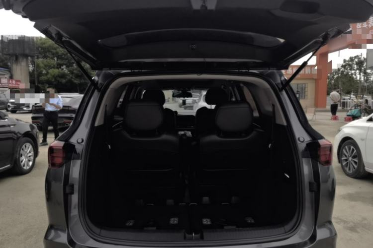 Used Wuling Victory 2020 1.5T CVT Flagship Edition Trunk
