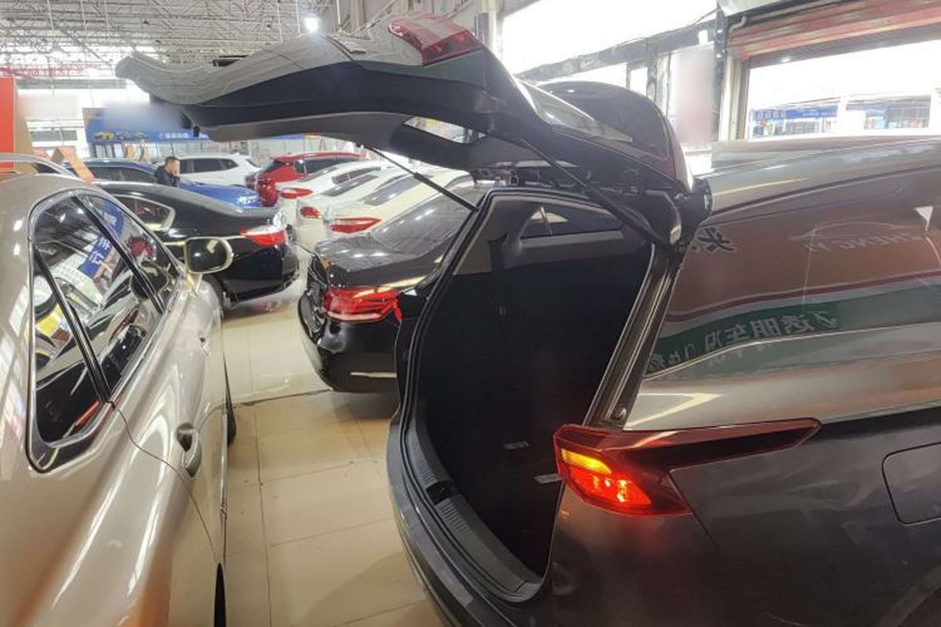 Used Wuling Victory 2020 1.5T Manual Elite Edition Trunk
