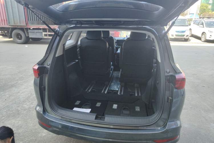 Used Wuling Victory 2020 1.5T CVT Flagship Edition Trunk