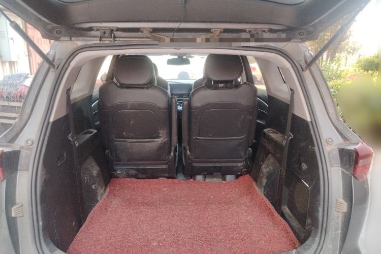 Used Wuling Victory 2020 1.5T CVT Luxury Model Trunk