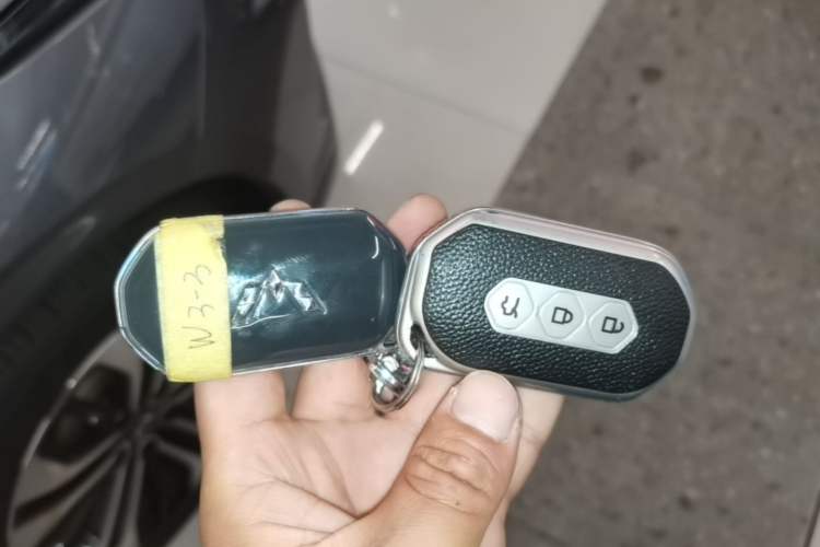 Used Wuling Victory 2020 1.5T CVT Flagship Edition Vehicle Key