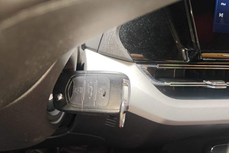 Used Wuling Victory 2020 1.5T Manual Elite Edition Vehicle Key