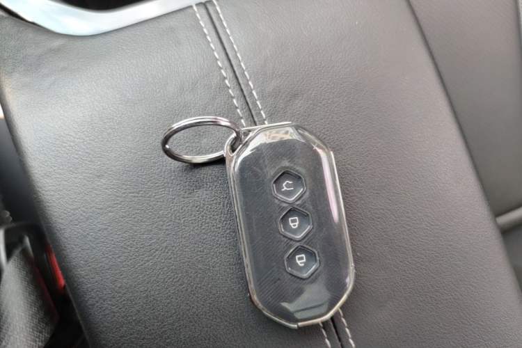 Used Wuling Victory 2020 1.5T CVT Flagship Edition Vehicle Key