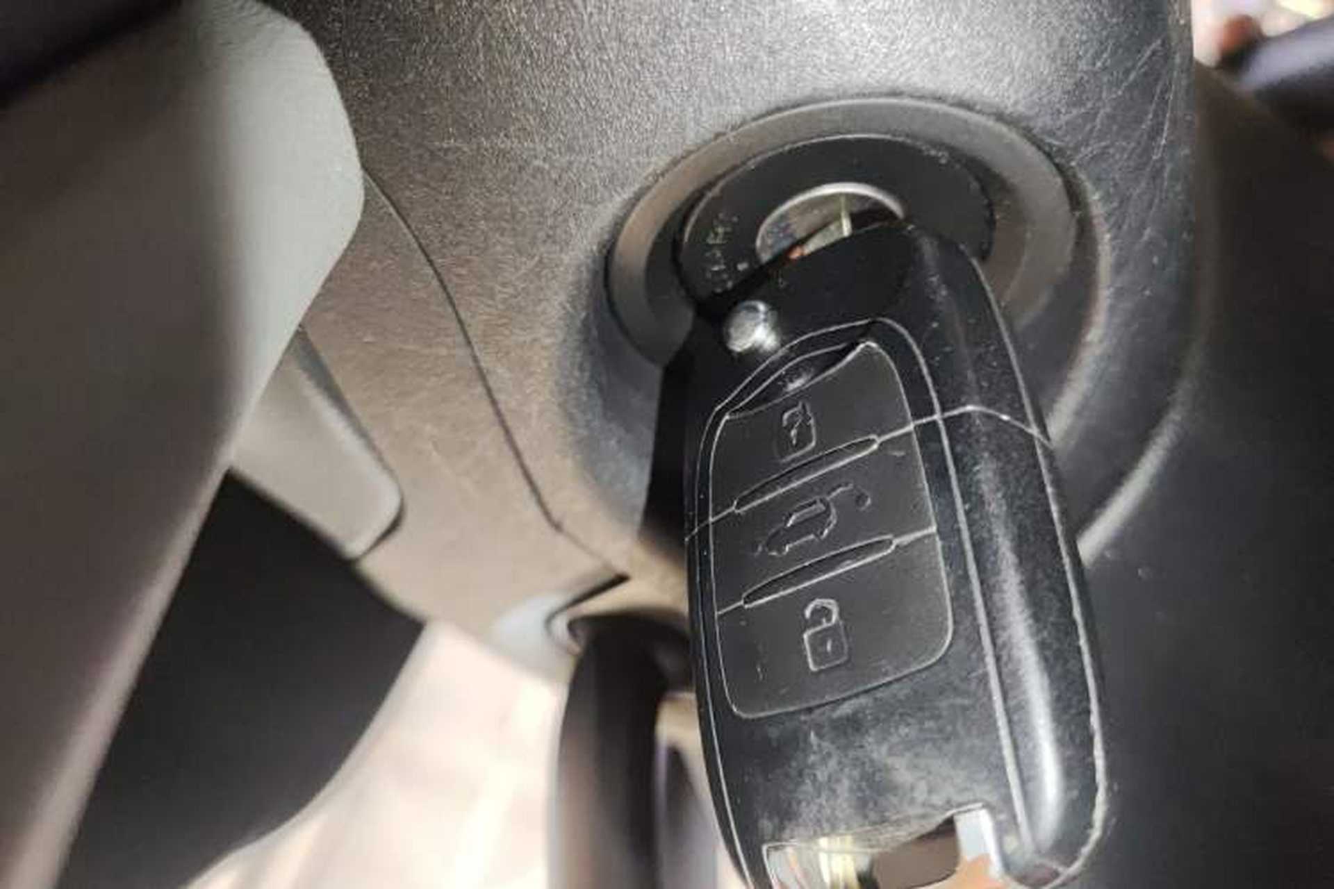 Used Wuling Victory 2020 1.5T Manual Elite Edition Vehicle Key