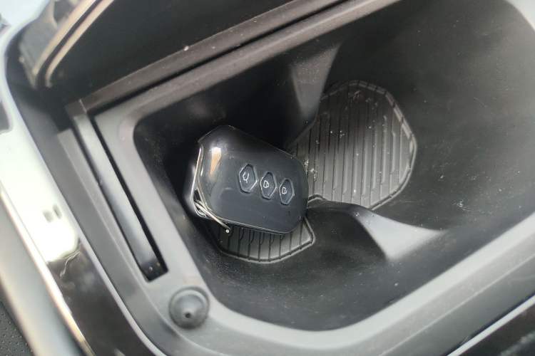 Used Wuling Victory 2020 1.5T CVT Flagship Edition Vehicle Key