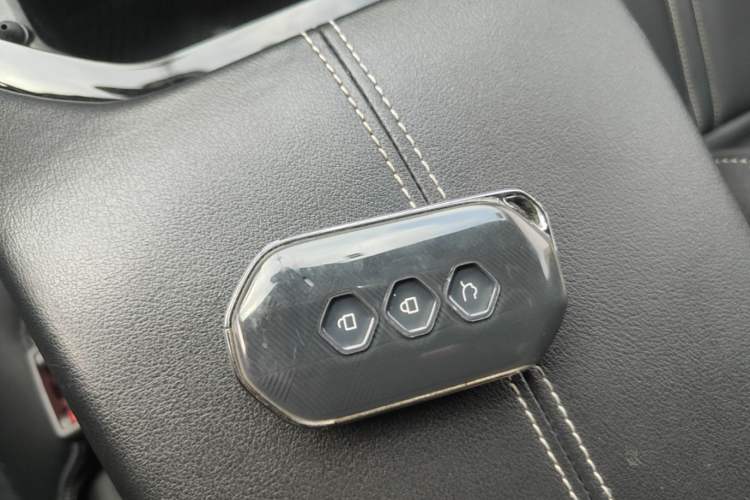 Used Wuling Victory 2020 1.5T CVT Flagship Edition Vehicle Key