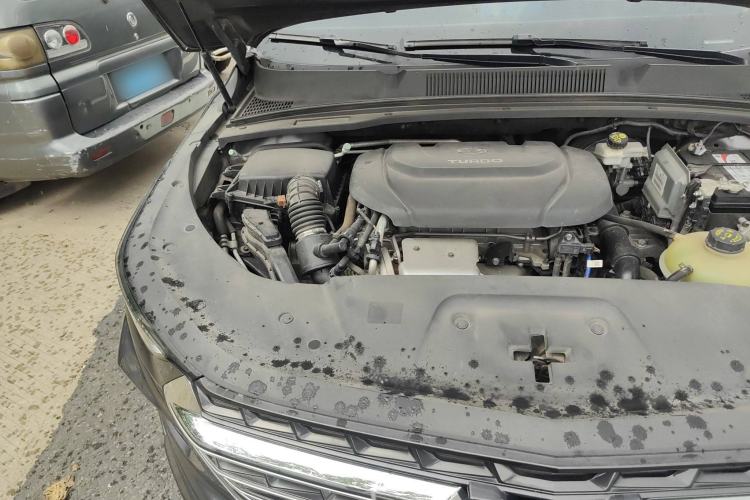 Used Wuling Victory 2020 1.5T CVT Flagship Edition Engine Bay Right