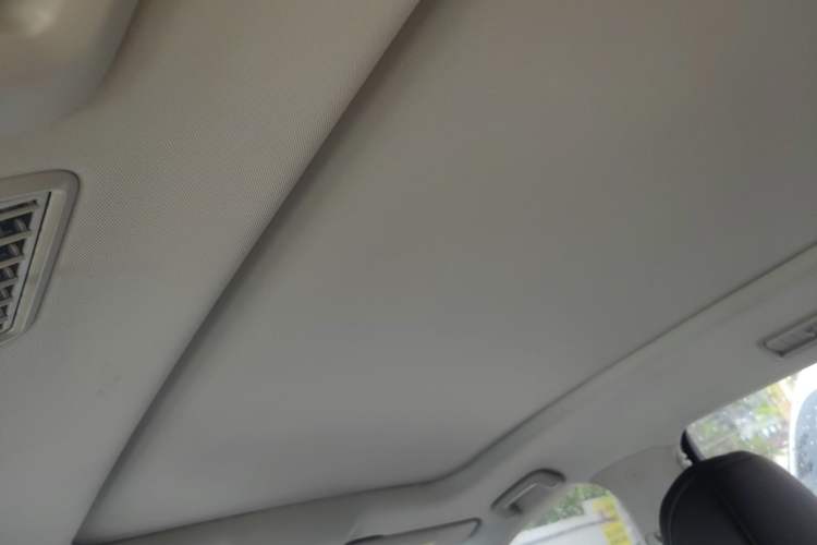 Used Wuling Victory 2020 1.5T CVT Flagship Edition Headliner