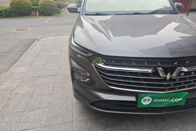 Used Wuling Victory 2020 1.5T CVT Flagship Edition Right Front Headlight