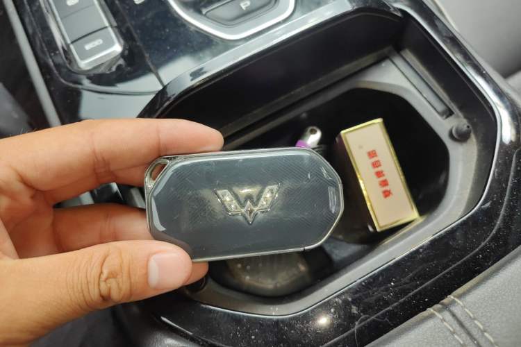 Used Wuling Victory 2020 1.5T CVT Flagship Edition Vehicle Key