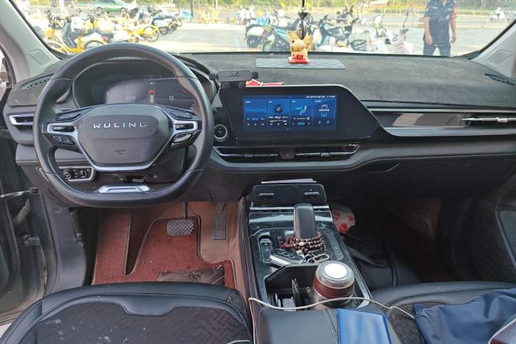 Used Wuling Victory 2020 1.5T CVT Flagship Edition Center Console