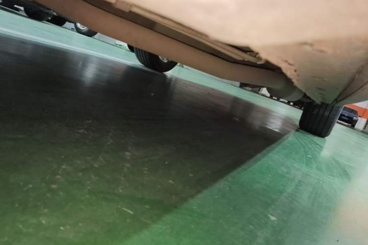 Used Wuling Victory 2020 1.5T CVT Flagship Edition Chassis Front Left