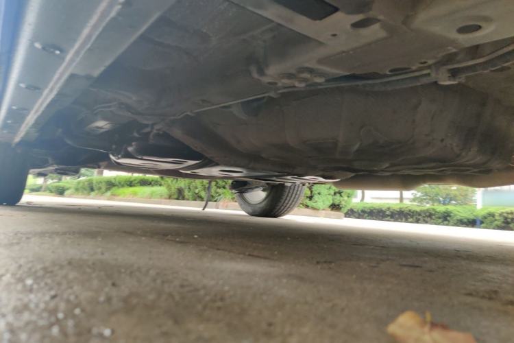 Used Wuling Victory 2020 1.5T Manual Elite Edition Chassis Front Right