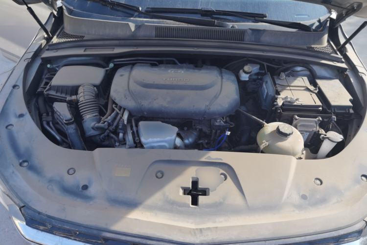 Used Wuling Victory 2020 1.5T CVT Flagship Edition Engine Bay