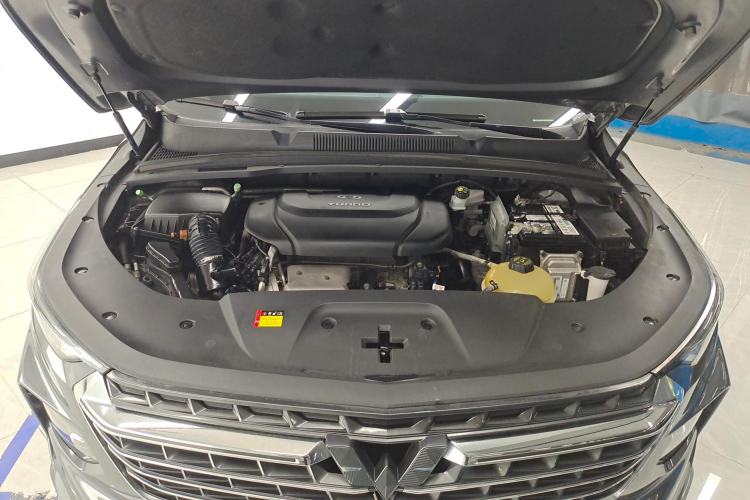 Used Wuling Victory 2020 1.5T CVT Luxury Model Engine Bay
