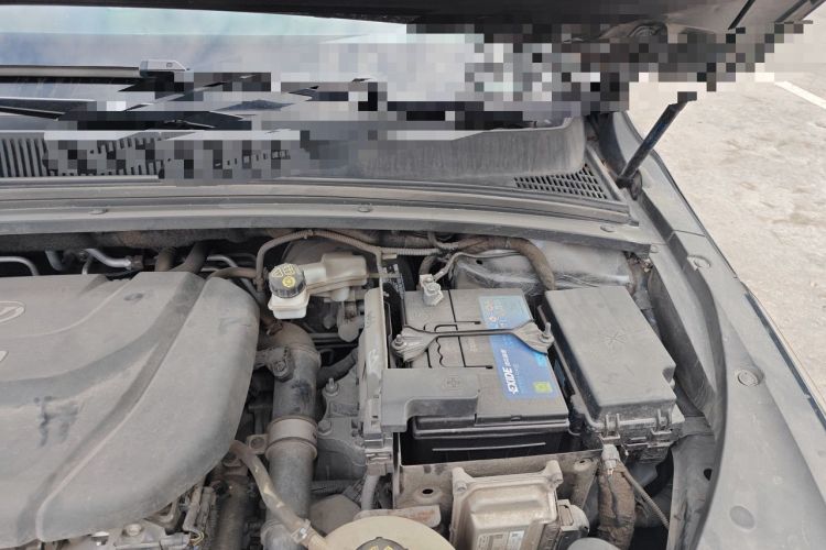 Used Wuling Victory 2020 1.5T CVT Flagship Edition Engine Bay Left